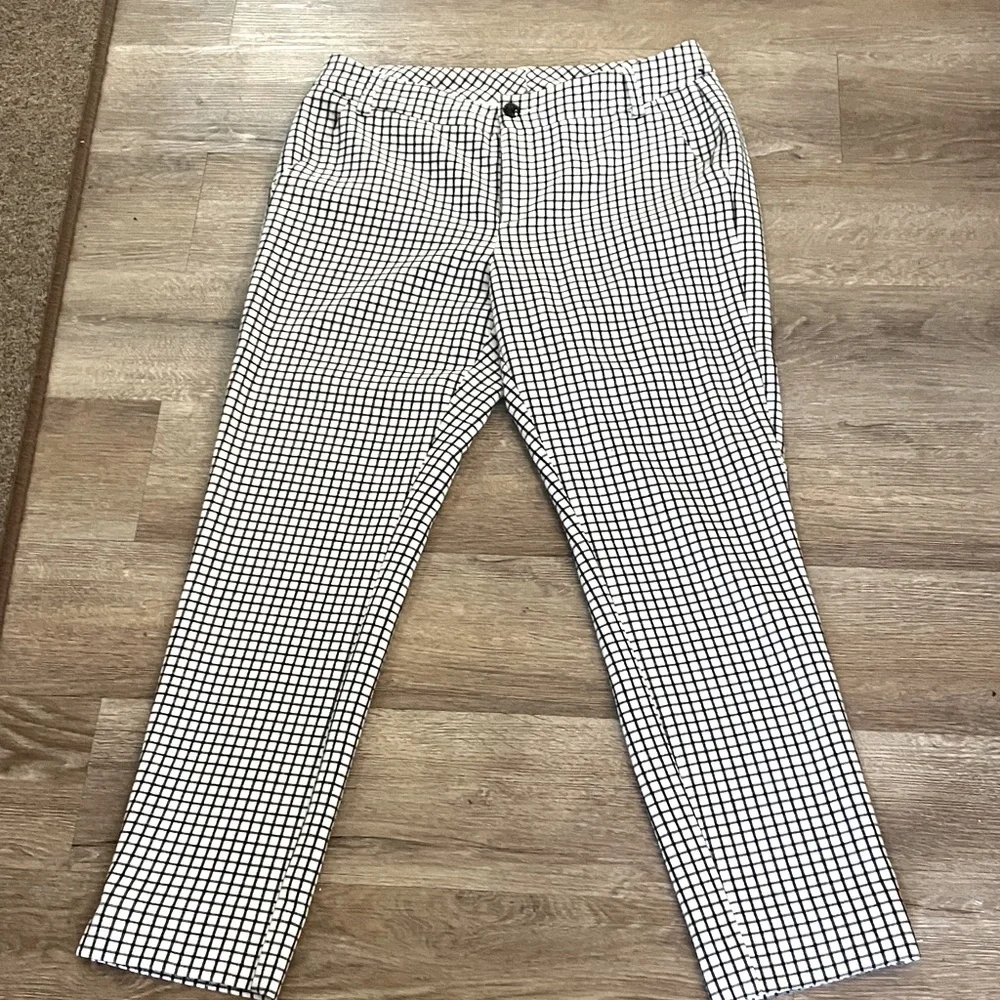 CAbi Black and White Patterned Garment - Picture 3 of 8